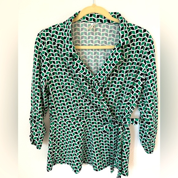 Waist knot Blouse - Picture 1 of 5